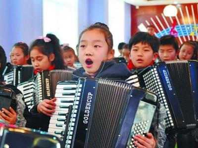 招聘达州手风琴家教老师